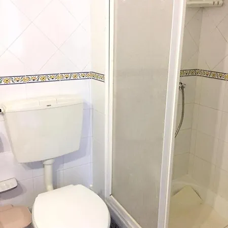 With 2 Bedrooms In Armacao De Pera With Balcony And Wifi * Silves